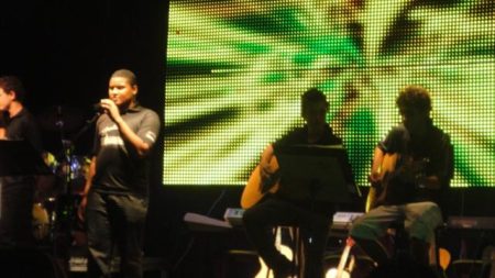 DSC02758_640x360