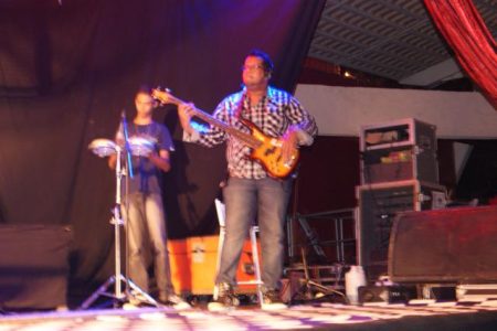 DSC03443_640x428