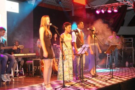 DSC03525_640x428