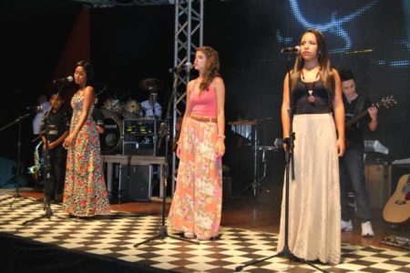STUDIO-NOVA-IMAGEM-142-3847-8798_640x428