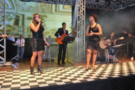 STUDIO-NOVA-IMAGEM-163-3847-8798_640x428