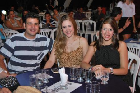 STUDIO-NOVA-IMAGEM-17-3847-8798_640x428
