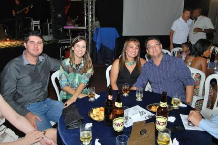STUDIO-NOVA-IMAGEM-204-3847-8798_640x428