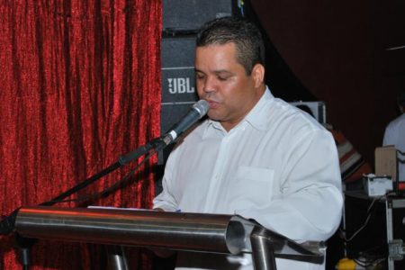 STUDIO-NOVA-IMAGEM-23-3847-8798_640x428