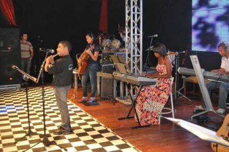STUDIO-NOVA-IMAGEM-94-3847-8798_640x428